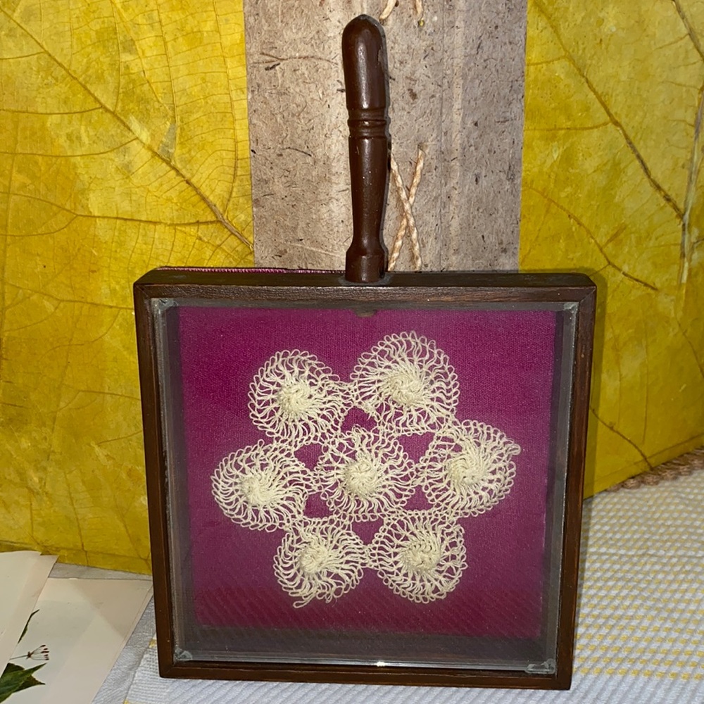Vintage framed tatting